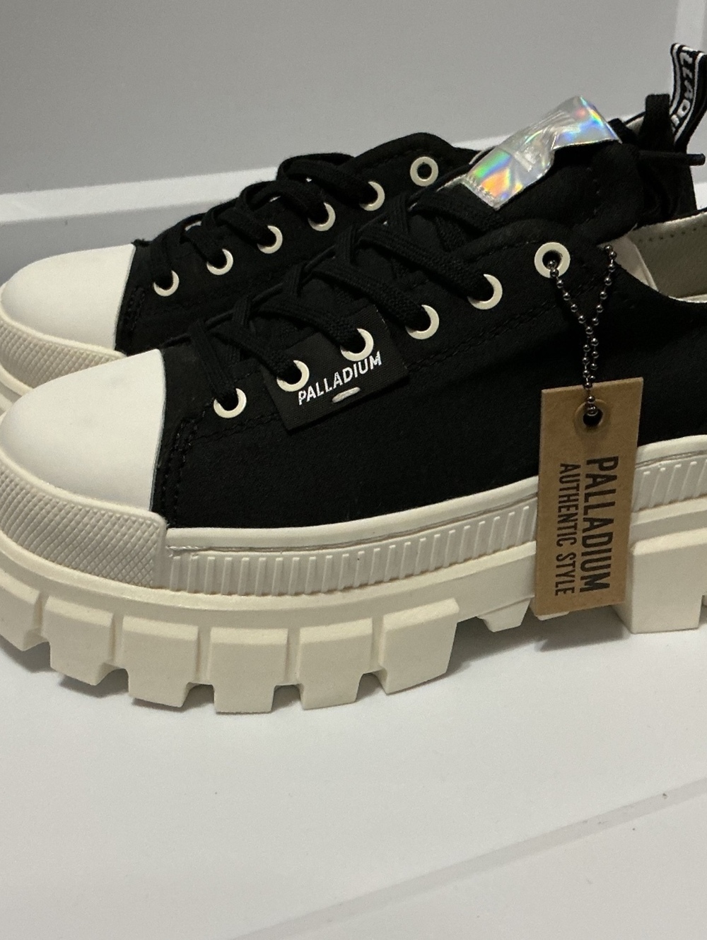 Palladium Women's Black Canvas Platform REVOLT LO TX